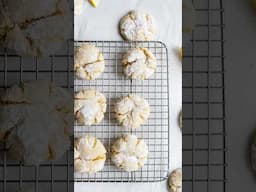 The Best Cookie for Easter and Spring parties: Lemon Crinkle Cookies