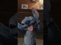 Stitch Takes Selfies 📷