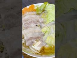 Making Microwave Hotpot 〜電子レンジ鍋〜 #Shorts | easy Japanese home cooking recipe