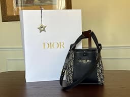 CHRISTIAN DIOR SIGNATURE BUCKET | Unboxing #unboxing #bag #fashion #christian#dior #luxury