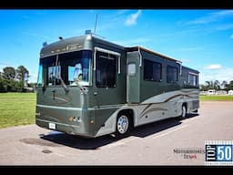 Motorhomes of Texas 2004 Foretravel U295