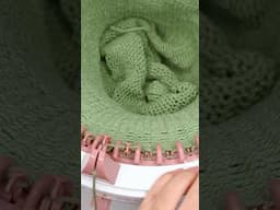 Making a Beanie with #sentroknittingmachine #knitbeanie #cherilynq  #beanies