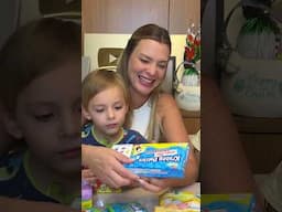 PROVANDO TODOS OS DOCES QUE COMPRAMOS NOS ESTADOS UNIDOS