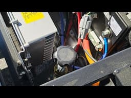 How to use the electric brake release knob. Denago Rover XL XL6 XXL Nomad Electric Lithium Cart