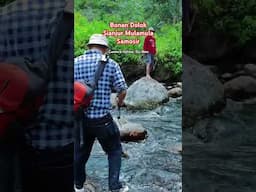 Nyebrang Sungai Bonan Dolok, Sianjur Mulamula, Samosir #laketoba360 #travel #djineo #wisata #sumut