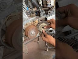 Honda CG 125 Magnet rust removing method #bike #cg125 #hondacg125 #rustremoving