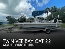 Used 2014 Twin Vee Bay Cat 22 for sale in West Melbourne, Florida