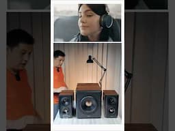 Edifier S360Db emang ga kaleng2 bahan dan suaranya..tweeter sudah pakai Planar audio