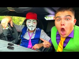 Anonymous Mr Joker on Opel VS Mr Joe got into Car for kids