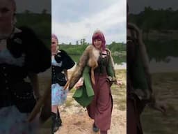 A lil dancey dance from The Gathering!