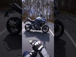 Today I'm riding the Triumph Tiger Sport 800. Bigger engine & a quickshifter that’s smooth as butter