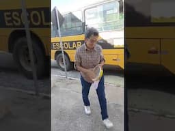 A maior artista do sertão chegando no palco.