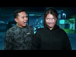 ELVINA GAK BISA BERHENTI TERSENYUM!! SEREM BANGET!!