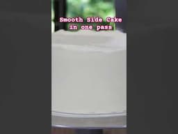 Pro Tip: how to get your cake sides SMOOTH! #cakedecorating #shorts