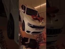 Trackhawk for Christmas? #hellcat #srtaddicts #musclecar