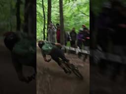 Charlie Murray holding no prisoners on this flat turn! 🐍