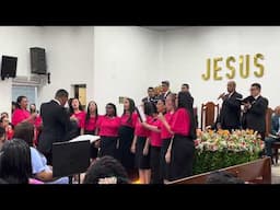 Ao som de trombetas - Vocal Ágape UR-01 Ibura