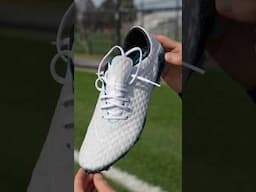 Nike’s BEST football boot of 2025 🔥🩵 #footballboots #nikefootball #hypervenom #soccer