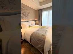 Luxury Hotel in Korea (90th FLOOR! 😱)