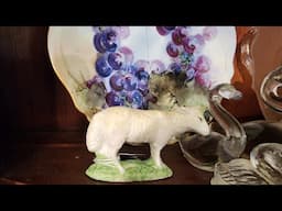 Estate Sale and  I Almost Missed the Best Room! Antiques, Primitives, Collectible Glass, Thrifting!