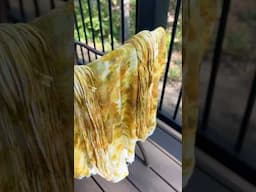 bundle dyeing yarn with onion skins! 🧅This technique was so fun to try out!! #fiberart #naturaldye