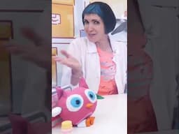🧸🆘 Hophop em perigo! 🐇 Mamãe do Lucky corre para ajudar! 🎥 Em português!