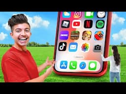 Worlds *LARGEST* iPhone ACTUALLY Works!
