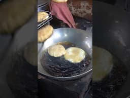 चौहान जी के पालक वाले छोले भटूरे