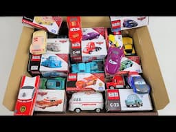 "Disney Cars" Search for boxes with the same design and store miniature cars. #3