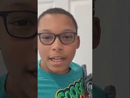 Finding Hangers #ZZKidTV #googoocolors #googoogaga #shortvideo #kidsvideo #dailyshorts