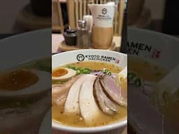 Best Ramen in Bangkok, Only $4!