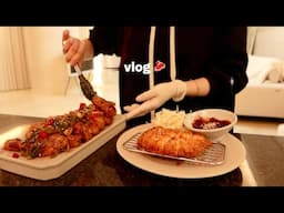 vlog | 집순이의 데일리 루틴 👙🫧  브런치로 연어 오믈렛, 간장 닭조림 만들고 운동하는 주말 일상