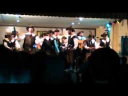 La comparsa Clandestina 2015: "Los caballeros"
