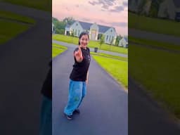 Vibing with the song…😎🥰🤩CUTE SISTERS SHORTS   #trending #shortsvideo #dance