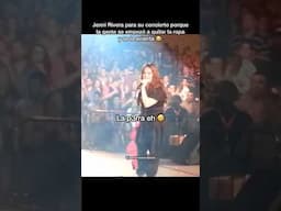 Esto pasaba en los conciertos de Jenni 🫢💋 #jennirivera