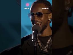 Black Sherif gives live performance of “Sacrifice” at the 1Xtra Live Lounge. 📹:bbc1xtra #ghanamusic