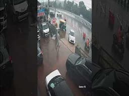 Irresponsible Idiots #DriveResponsible #RoadSafety #SafeDriving #ResponsibleDriver #TrafficAwareness