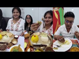 Chandannagar এ 18 রকমের পদ দিয়ে আকবরী থালি তাও খেলাম আবার ভাগ করে। পয়লা বৈশাখ স্পেশাল থালি