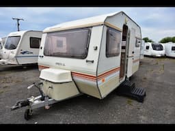 Sprite Musketeer S 1984 classic caravan review