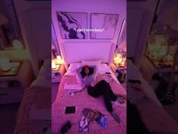 my room is my safe space 💗