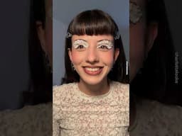 This is much easier that eyeshadow - #shorts #beautyhacks #lifehacks #makeup #eyeshadow #easyhack