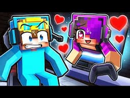 Gamer Girl has a Crush on Me...