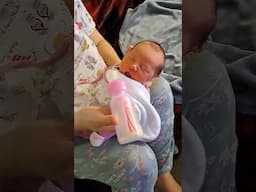 Newborn baby, Winter and Mommy!  #baby #cute