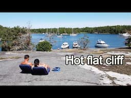 The big bay with the big smooth cliffs