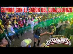 UNA CUMBIA CON ACORDEON Y GUACHARACA DE SONIDO ATLANTICO