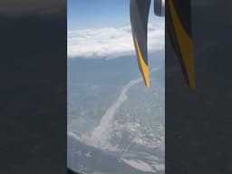 UNI AIR 立榮航空 B7-8721航班 B-17017 ATR72-600 松山-台東 右邊山側 窗景
