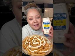 Trade in ketchup packets to get @hellmannsmayonnaise, the ultimate fry condiment! #HellmannsPartner