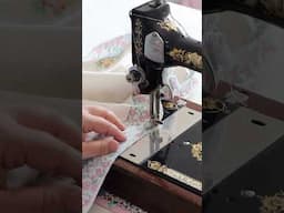 Using a 95 year old machine to make a quilt