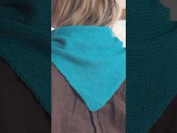 Stockinette Bandana - Free Knitting Tutorial #knittingtutorial #knittingpattern #knitbandana