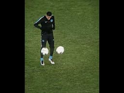 Neymar Invents a NEW Skill